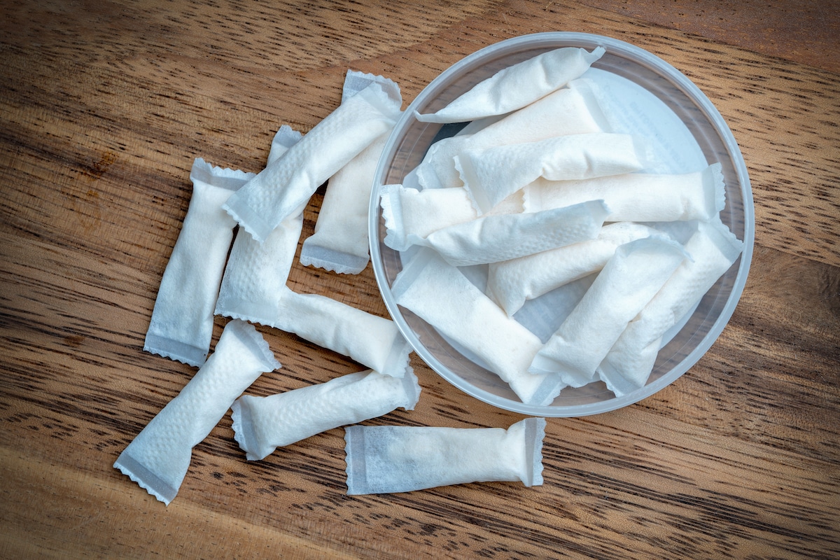 Living with others changes how nicotine habits are experienced daily